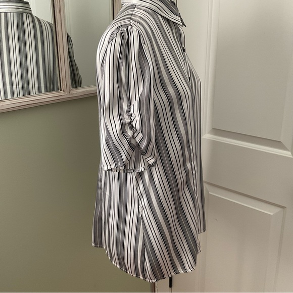 STUDIO 1940, BLACK AND WHITE STRIPED BLOUSE, SIZE: XL - Picture 2 of 11